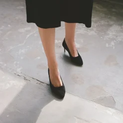 Sica Czółenka, Czarny Zamsz