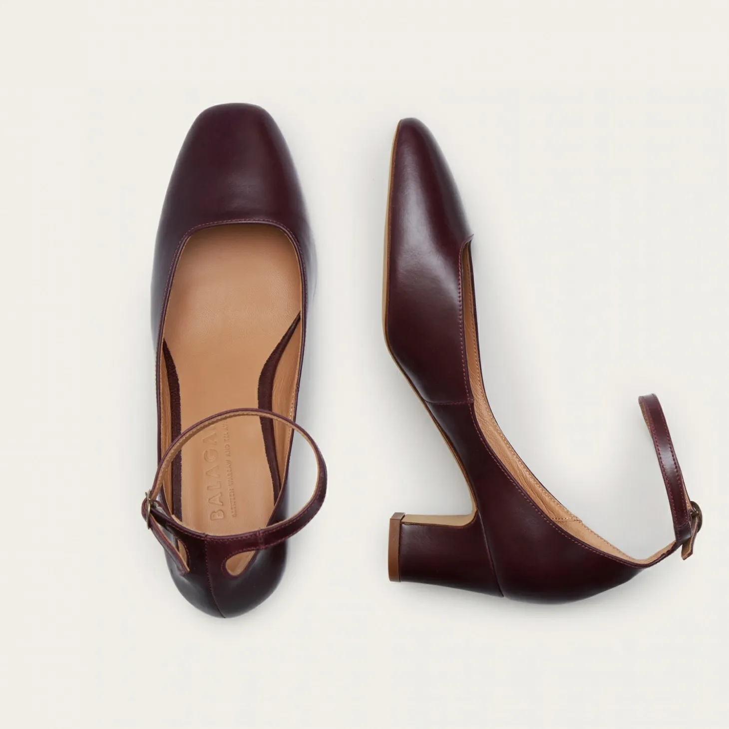 Sira Czółenka, Mahoniowy