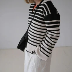 Suzanne Torebka M, Czarny Welur