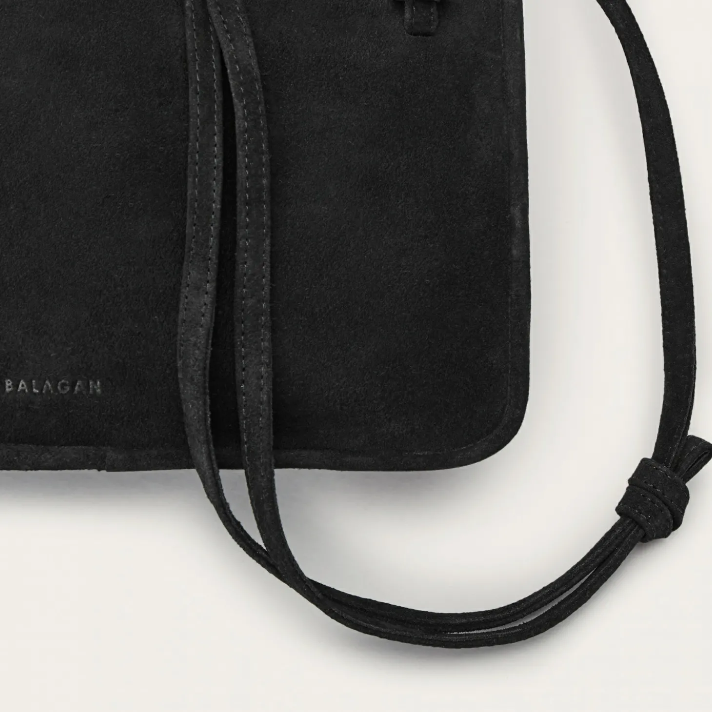 Suzanne Torebka M, Czarny Welur