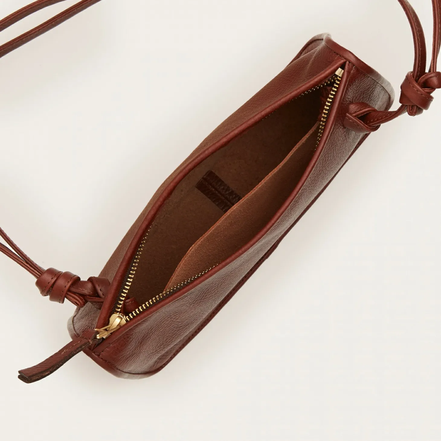 Suzanne Torebka S, Braz