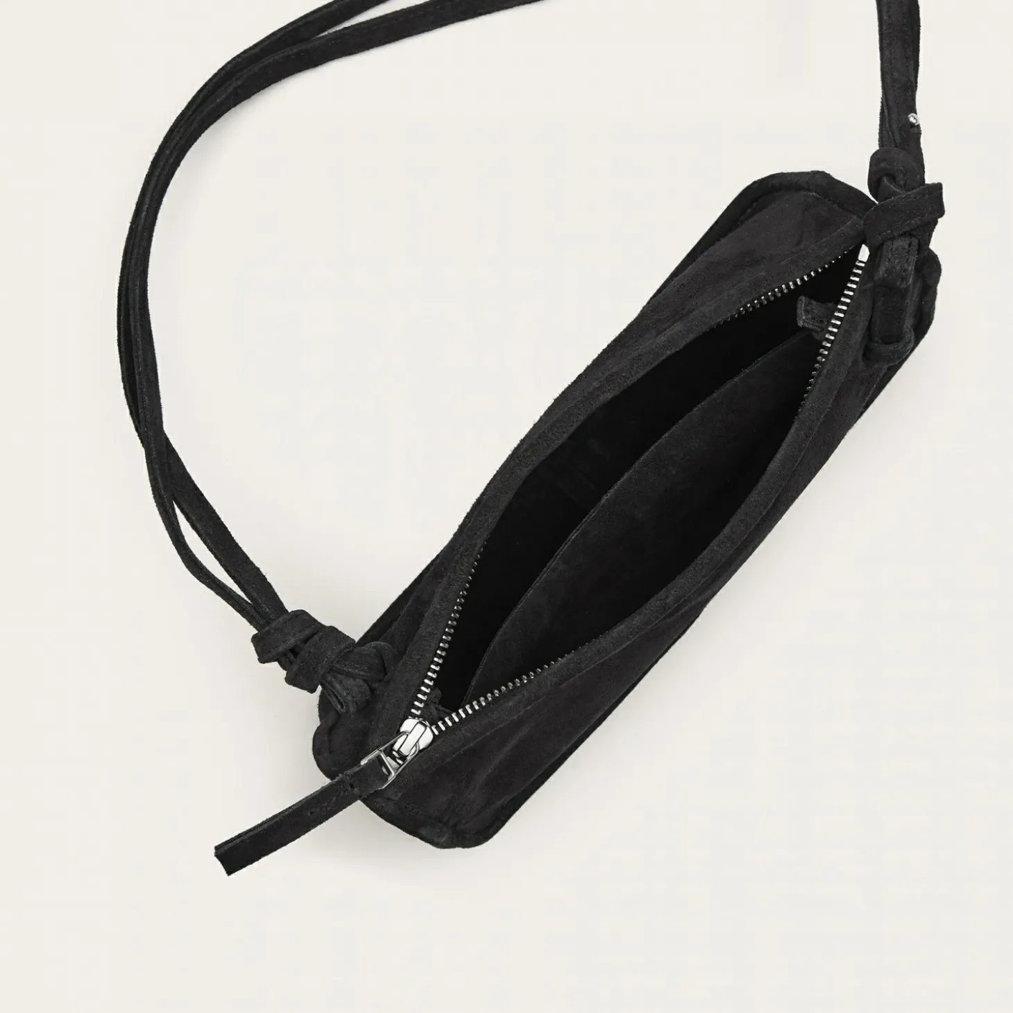 Suzanne Torebka S, Czarny Welur