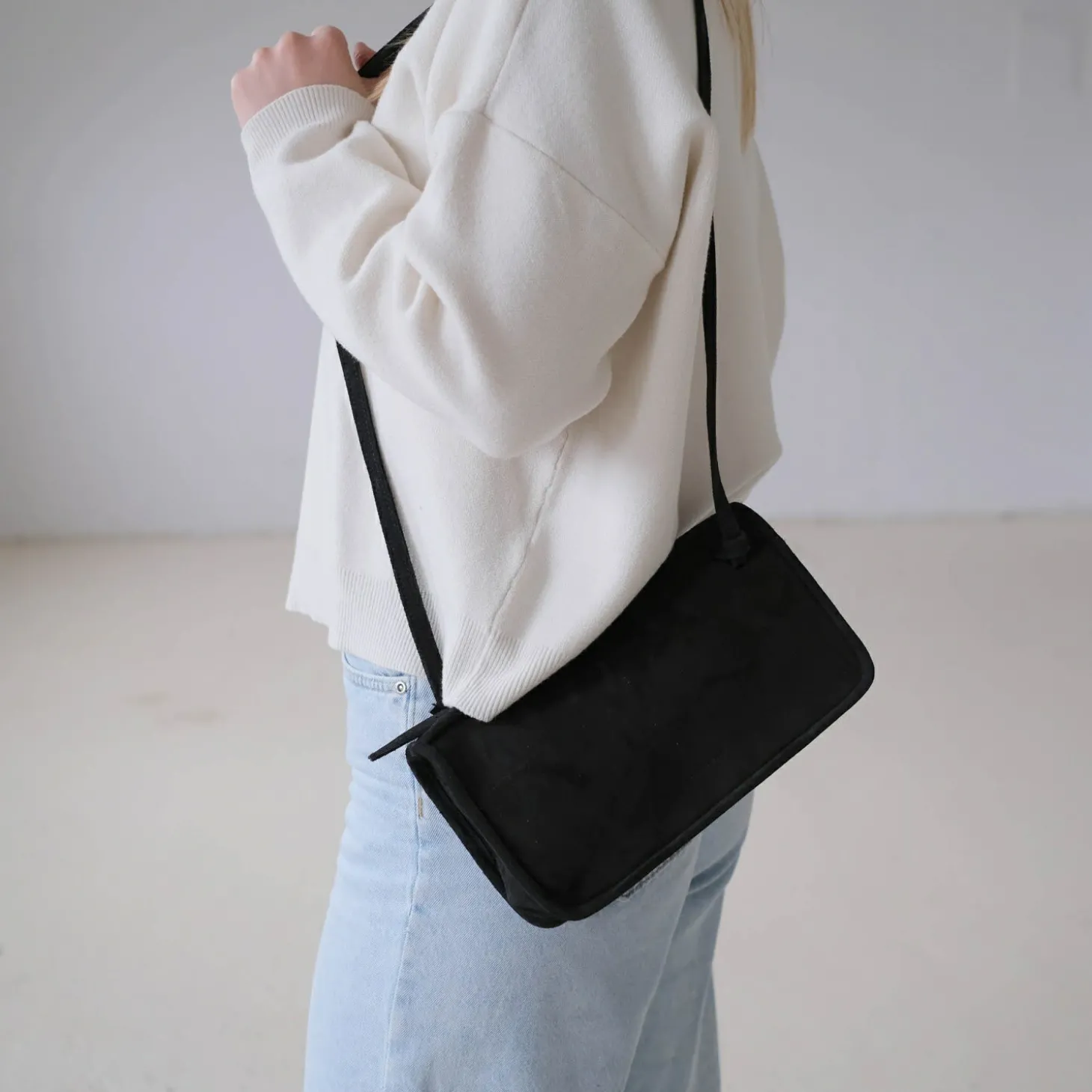 Suzanne Torebka S, Czarny Welur