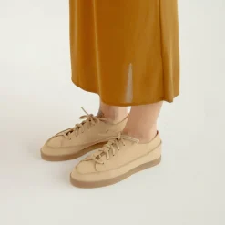 Tav Półbuty, Jasny Nubuk