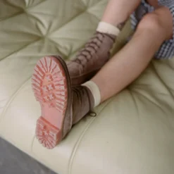 Tefer Botki, Szary Welur