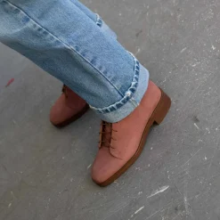 Tzava Botki, Brudny Roz Nubuk