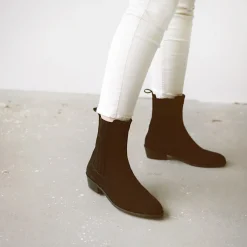 Ukaf Botki, Czarny Zamsz