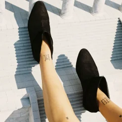 Vanya Botki, Czarny Nubuk