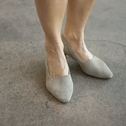 Virginia Czółenka, Marrone