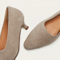 Virginia Czółenka, Marrone