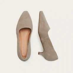 Virginia Czółenka, Marrone