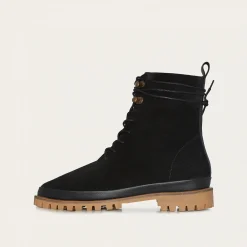 Yaar Botki, Czarny Welur